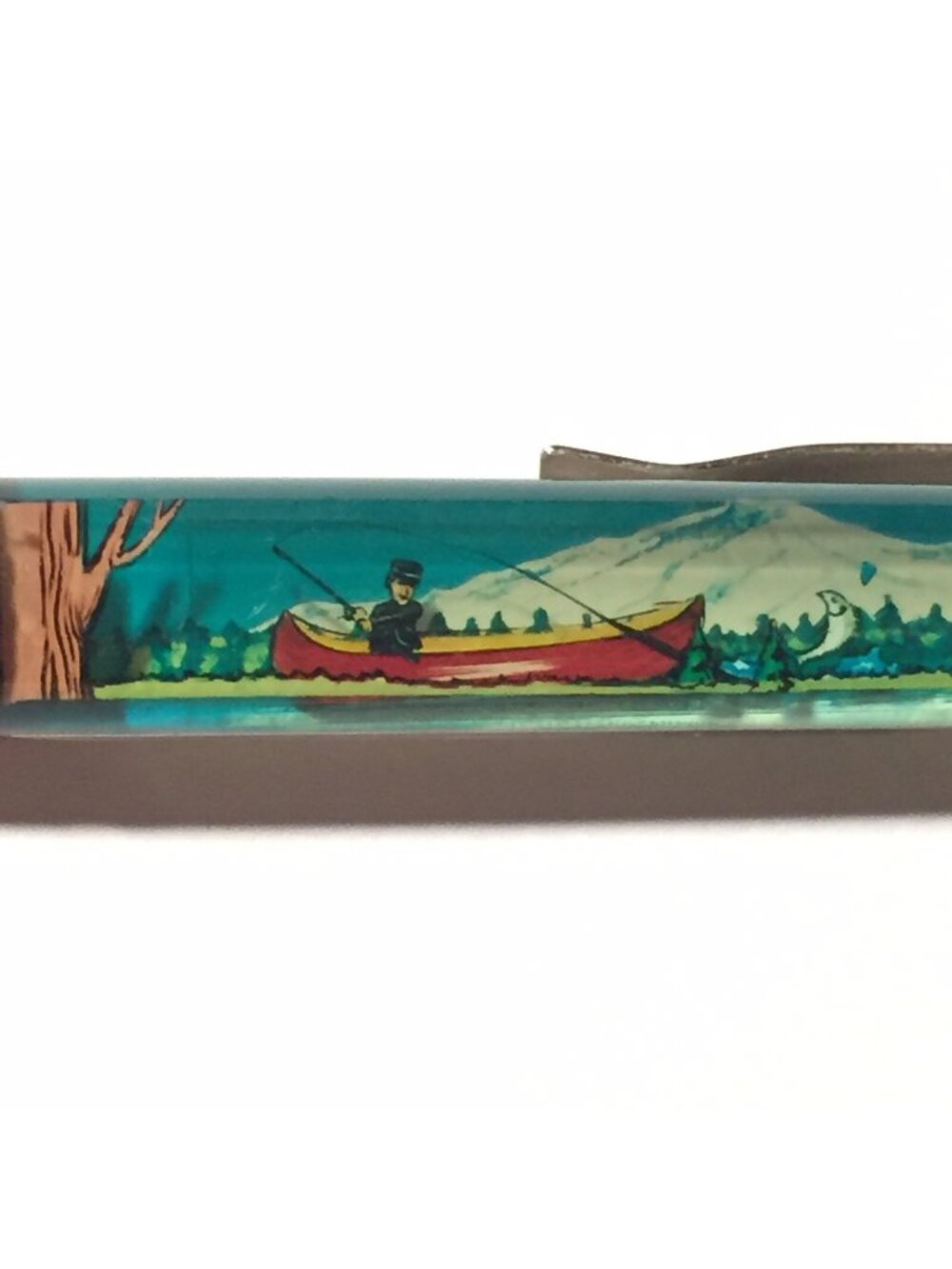 Beautiful Oregon Floaty Pen Fisherman Moves Past Lake Forest Mountains Souvenir
